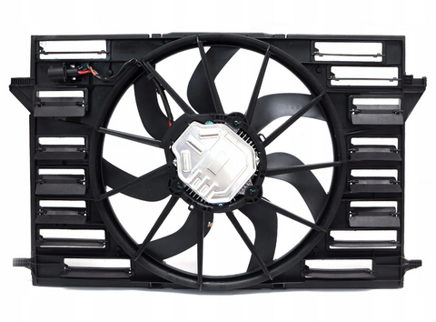 Корпус вентилятора на Audi / VW A4 A5 A6 A7 A8 Q5 Q7 Q8 Touareg (8W0121207B) 8W0121207B фото