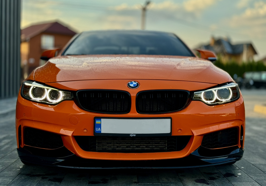Решітка радіатора ніздрі BMW F32 F33 F36 M3 F80 M4 F82 F83 (2013-2020) чорний глянець 8010 фото