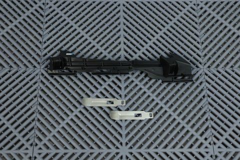 Направляющая фары на BMW G30 G31 (63117215277) Левая 63117215277 фото