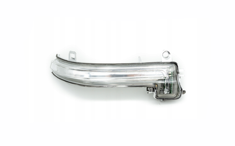 Повторювач повороту в дзеркало на BMW F20 F21 F22 F23 F30 F31 F32 F33 F34 F36 E84 F87 (63137280772) Правий 63137280772 фото