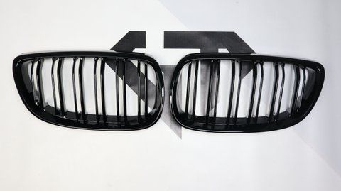 Решетка радиатора ноздри BMW Е92 E93 (2006-2010) черный глянец 597 фото