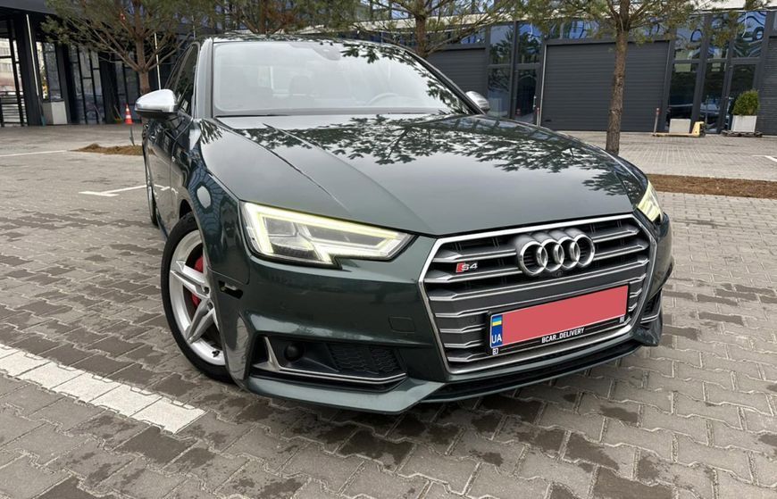 Решітка радіатора Audi A4 B9 (2015-2019) сіра з хромом в стилі S-Line A4-S181 фото