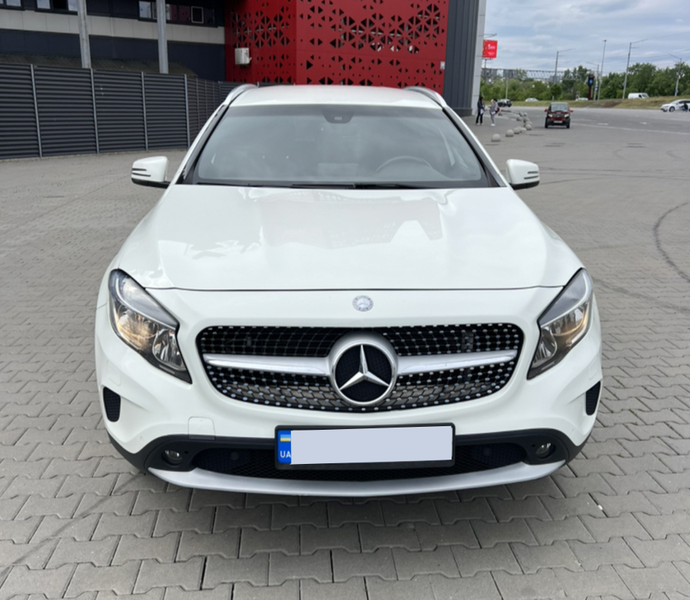 Решітка радіатора Mercedes GLA-Class X156 (2013-2017) в стилі Diamond Сіра з хромом MB-X156151 фото