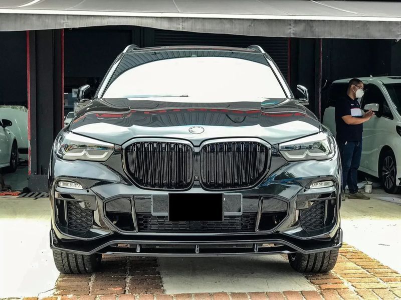 Комплект дооснащення BMW X5 G05 (2018-2022) в стилі Paradigma 996 фото
