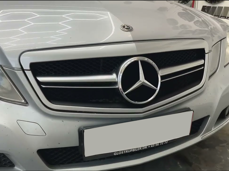Решетка радиатора Mercedes E-Class W212 (2009-2013) в стиле SL Серая с хромом MB-W212094 фото