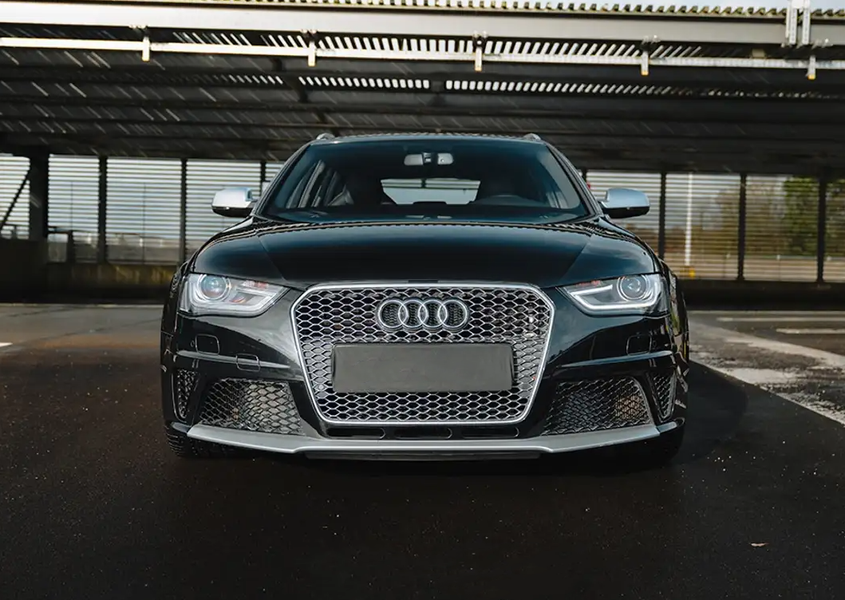 Решітка радіатора Audi A4 B8 (2011-2015) сіра з хромом в стилі RS A4-RS1341 фото
