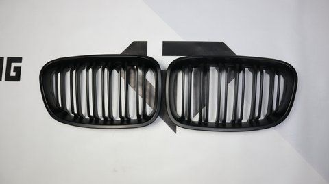Решетка радиатора ноздри BMW F20 F21 (2011-2015) черный мат BMW-F20132 фото