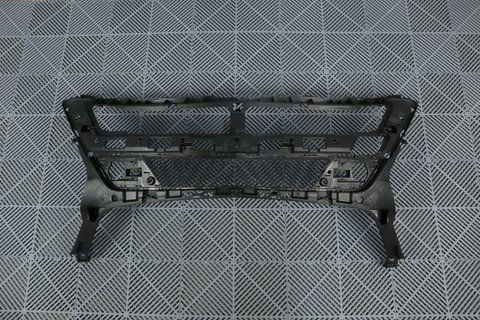 Опорний кронштейн на Mercedes-Benz ML-Class W166 (1668851465)  1668851465 фото