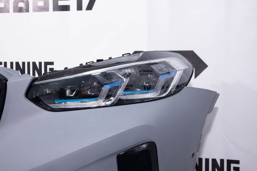 Комплект рестайлинга на BMW X4 G02 (2018-2022) в стилі X4M LCI MWX4-F98220 фото