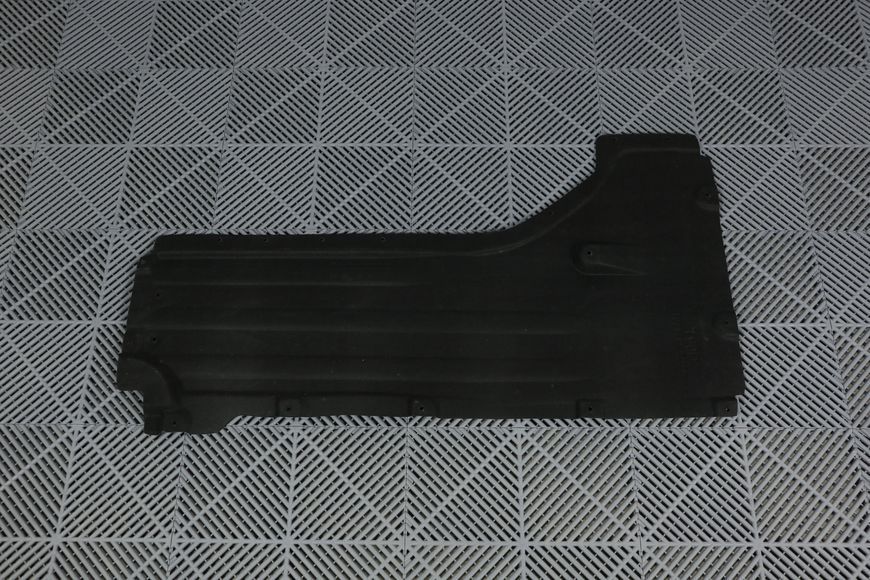 Захист днища на BMW G05 G06 G07 (51757424881) Лівий 51757424881 фото