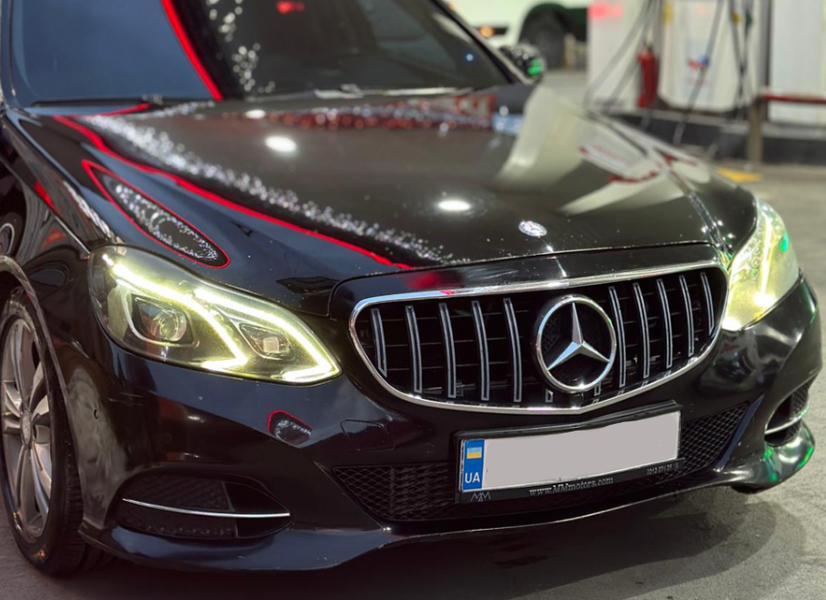 Решетка радиатора Mercedes E-Class W212 (2013-2016) в стиле GT Panamericana Черная с хромом MB-W212154 фото