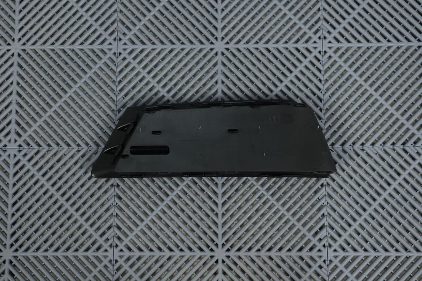 Решетка переднего бампера на Audi A4 B9 (2015-2019) 8W0807682 (в стиле S-Line) Правая 8W0807682 фото