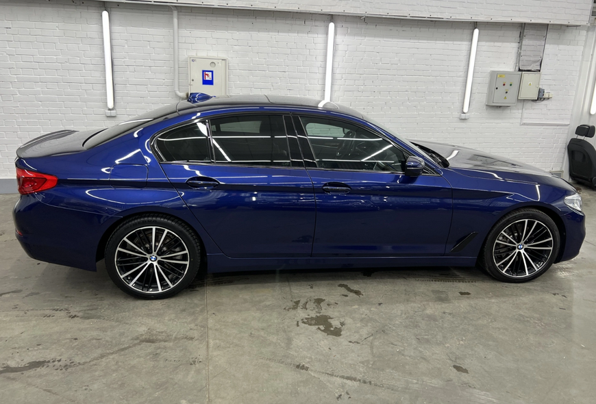Спойлер BMW G30 M5 F90 стиль M Performance черный глянец 7931 фото