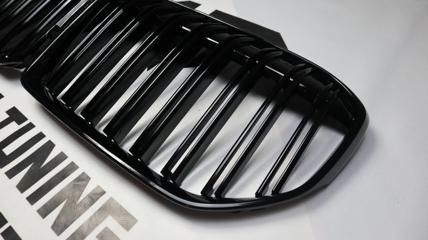 Решітка радіатора ніздрі BMW G11 G12 (2019-2022) чорний глянець BMW-G12212 фото