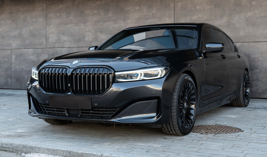 Решітка радіатора ніздрі BMW G11 G12 (2019-2022) чорний глянець BMW-G12212 фото