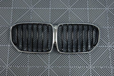 Решетка радиатора ноздри BMW X5 G05 (2018-2022) Хром BMW-G05198 фото