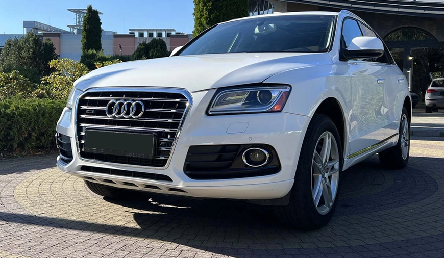 Решетка радиатора Audi Q5&nbsp;8R (2012-2016) черная с хромом в стиле S-Line Q5-S131 фото
