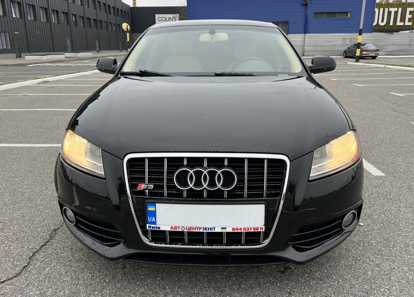Решітка радіатора Audi A3 8P (2008-2012) чорна з хромом в стилі S-Line A3-S101 фото