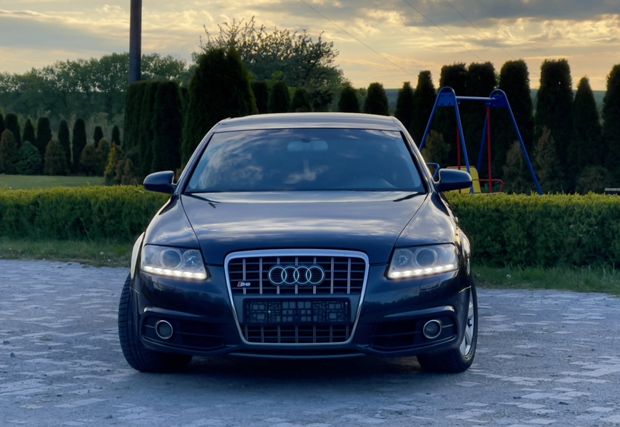 Решітка радіатора Audi A6 C6 (2004-2011) чорна з хромом в стилі S-Line (без місця під парктроніки) A6-S1011 фото