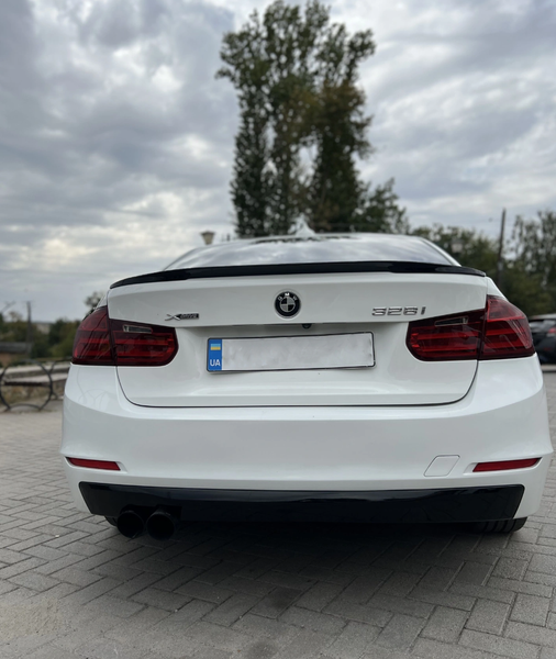 Спойлер BMW F30 M3 F80 стиль M Performance чорний глянець 1927 фото
